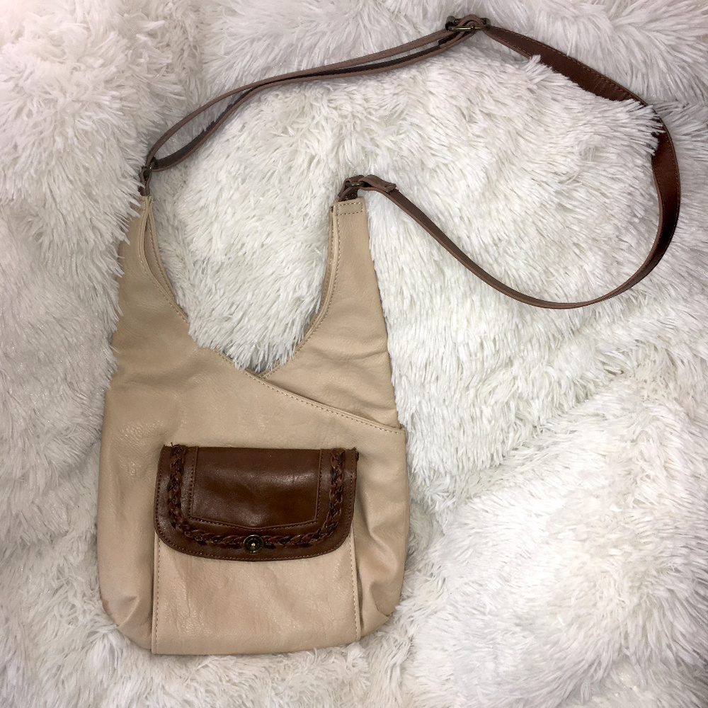 Bueno Cross Body Bucket Purse